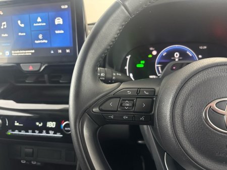 2026 Toyota Yaris Cross - photo 12