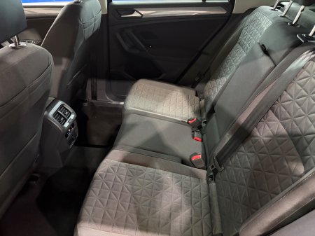 2023 Volkswagen Tiguan - photo 14