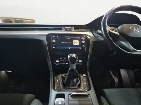 2022 Volkswagen Passat - photo 14