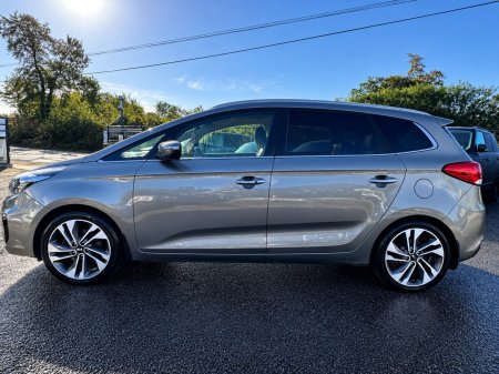 2017 Kia Carens - photo 2