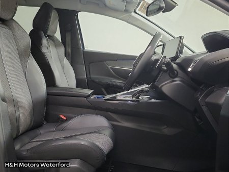2021 Peugeot 3008 - photo 6