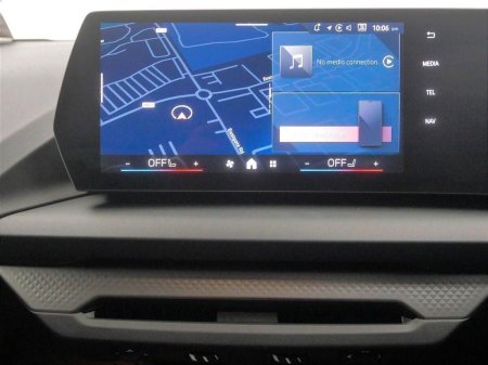 2026 BMW 1-Series - photo 8