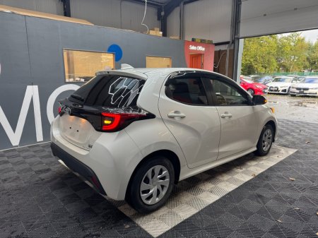 2020 Toyota Yaris - photo 3