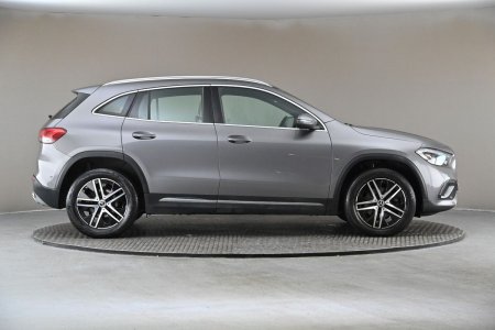 2022 Mercedes-Benz GLA - photo 11