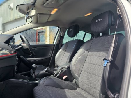 2014 Renault Megane - photo 10
