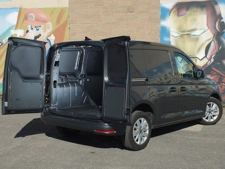 2023 Volkswagen Caddy - photo 8