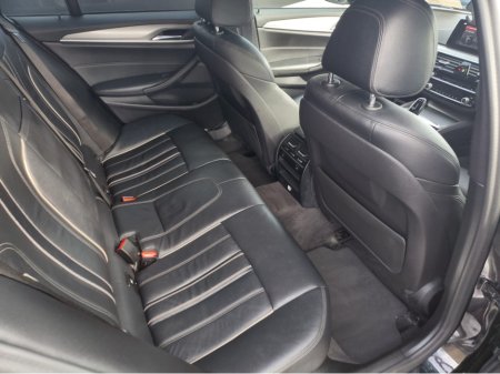 2020 BMW 5-Series - photo 17