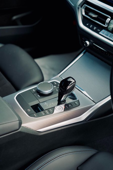 2022 BMW 3-Series - photo 15