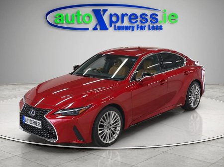 2021 Lexus IS - photo 5