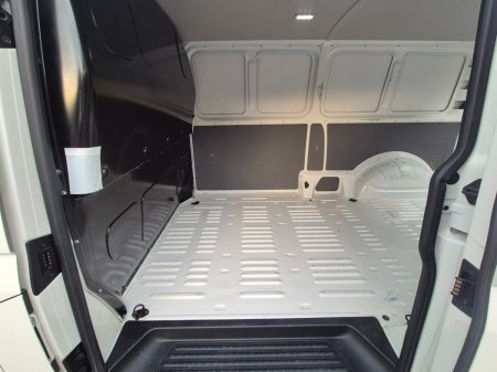2024 Volkswagen Transporter - photo 7