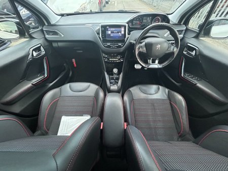 2017 Peugeot 208 - photo 11