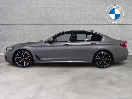 2023 BMW 5-Series - photo 3