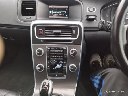 2015 Volvo V60 - photo 14