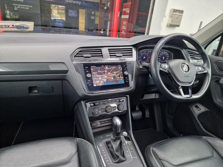 2020 Volkswagen Tiguan - photo 27