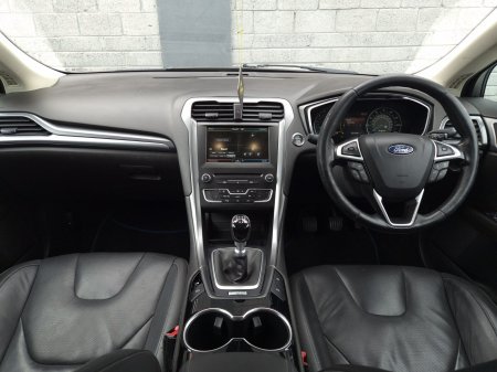 2015 Ford Mondeo - photo 21