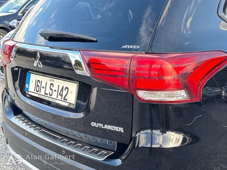 2016 Mitsubishi Outlander - photo 16