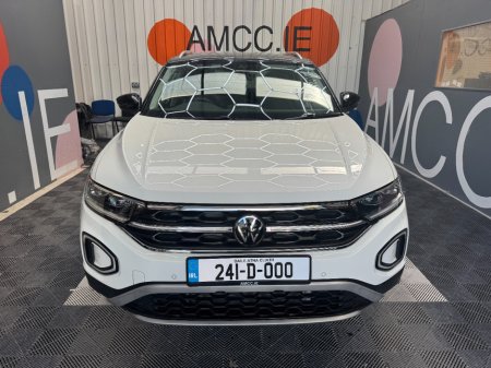 2024 Volkswagen T-Roc - photo 2