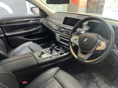 2017 BMW 7-Series - photo 14
