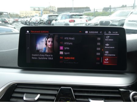 2022 BMW 5-Series - photo 34