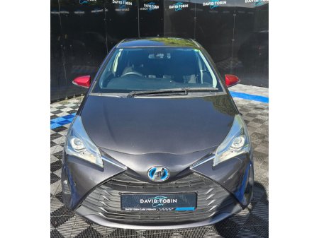 2019 Toyota Vitz - photo 17