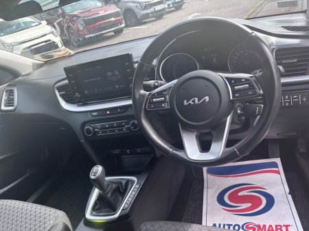 2023 Kia Ceed - photo 10