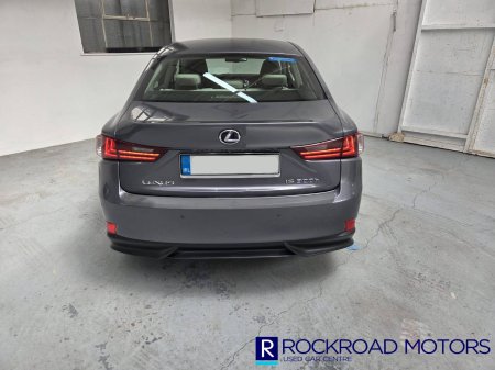 2015 Lexus IS - photo 3