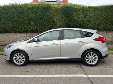 2016 Ford Focus - photo 4