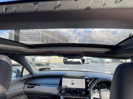 2023 Lexus RX450H+ - photo 13