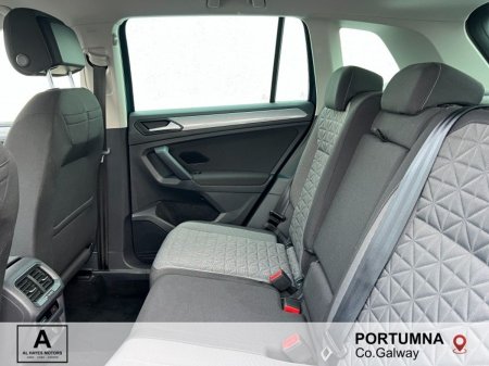 2021 Volkswagen Tiguan - photo 5