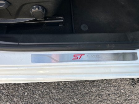 2021 Ford Focus - photo 11