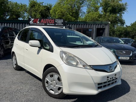 2011 Honda Fit - photo 2