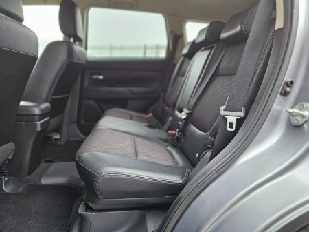 2015 Mitsubishi Outlander - photo 10