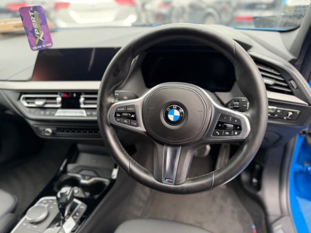 2021 BMW 1-Series - photo 23