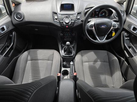 2014 Ford Fiesta - photo 10