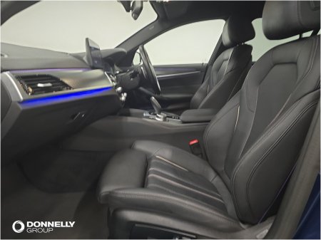 2023 BMW 5-Series - photo 4