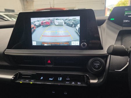 2023 Toyota Prius - photo 9