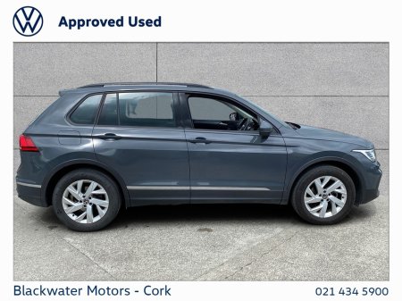 2023 Volkswagen Tiguan - photo 6