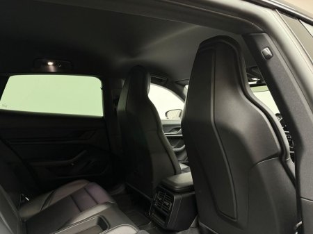 2023 Porsche Taycan - photo 13