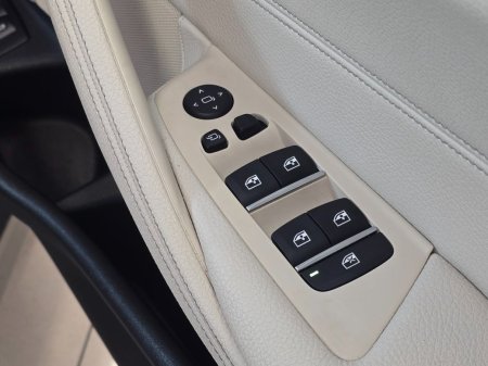 2023 BMW 5-Series - photo 18
