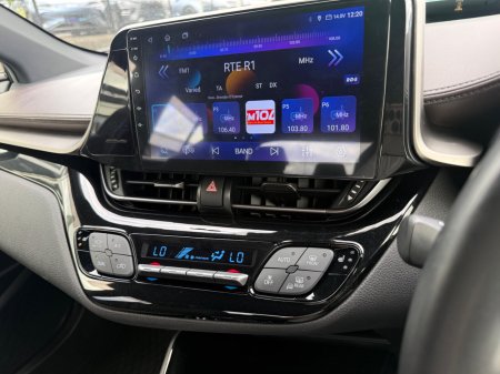 2018 Toyota C-HR - photo 14