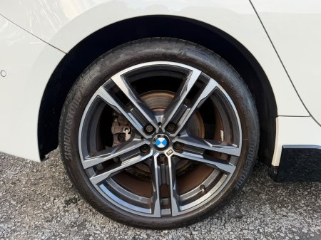2021 BMW 1-Series - photo 10