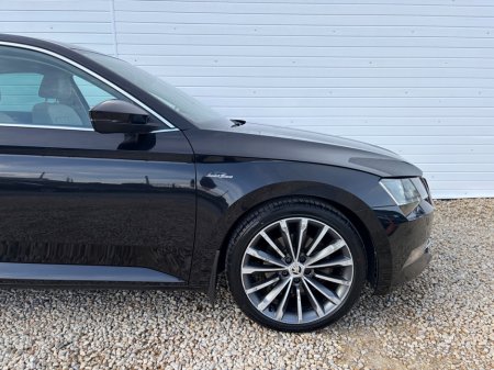 2016 Skoda Superb - photo 24