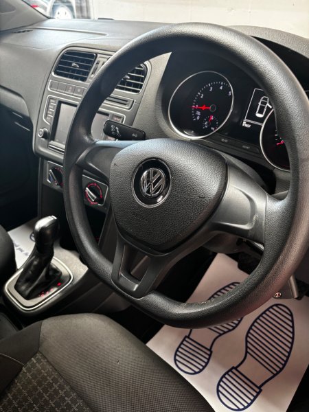 2016 Volkswagen Polo - photo 17