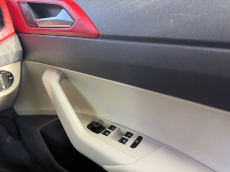 2018 Volkswagen Polo - photo 19
