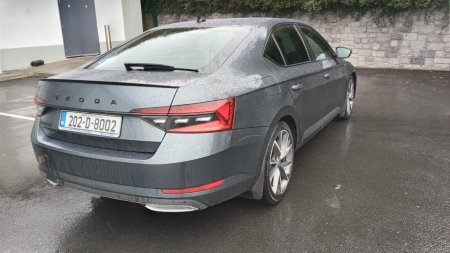 2020 Skoda Superb - photo 4
