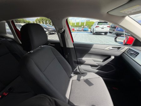 2019 Volkswagen Polo - photo 25