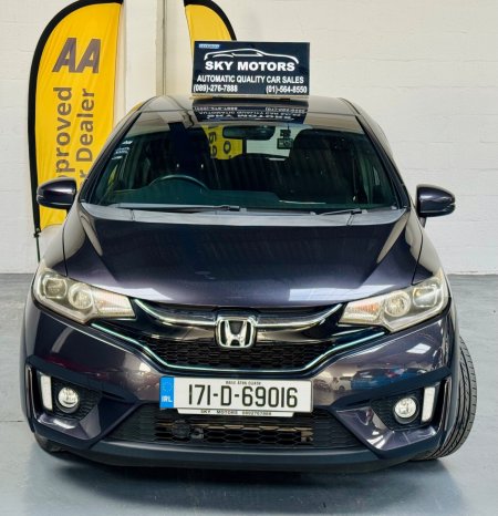 2017 Honda Fit - photo 2