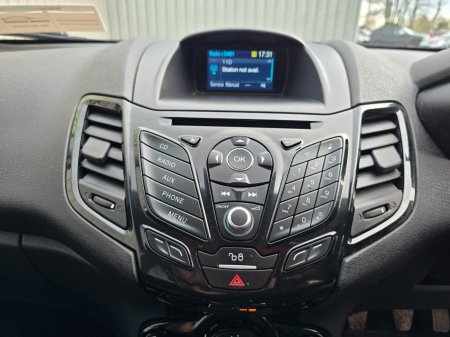 2016 Ford Fiesta - photo 15