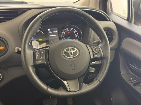 2019 Toyota Yaris - photo 9