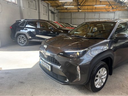 2025 Toyota Yaris Cross - photo 3